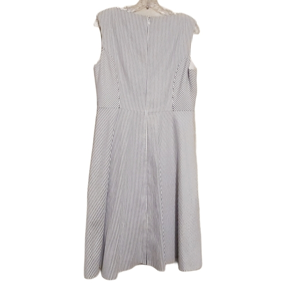 Alex Marie | Women's Sleeveless Striped Sheath Dress (Size 10) - Picture 12 of 12